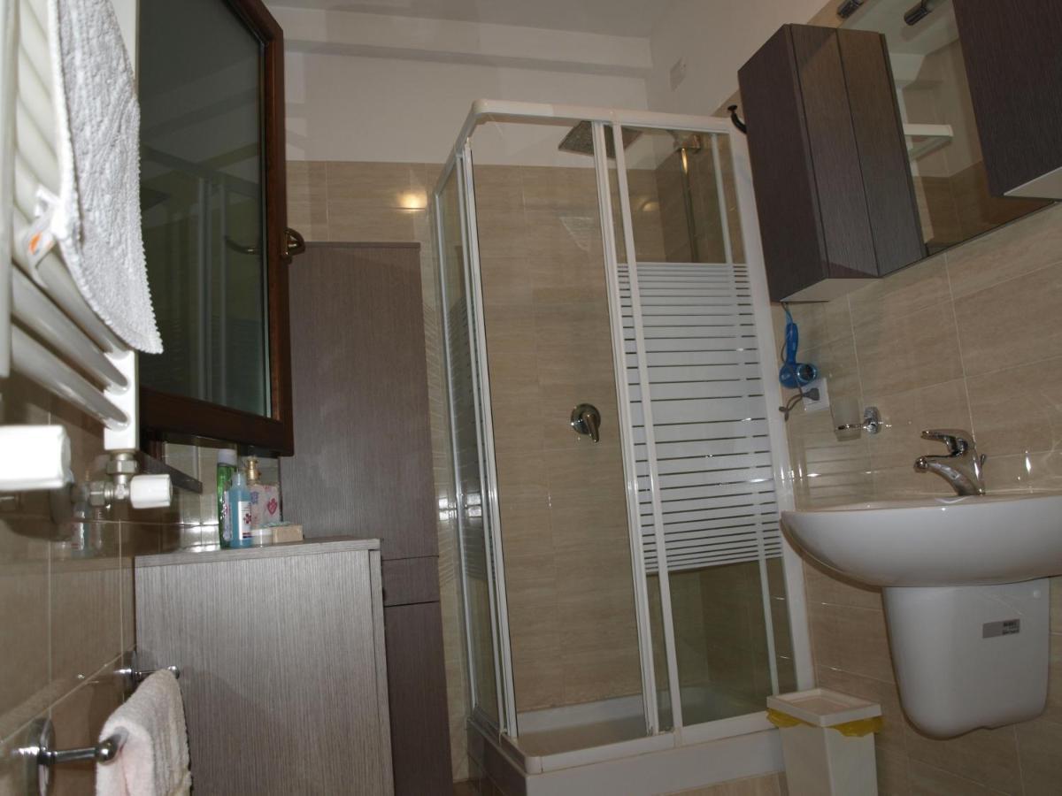 Graziosarisa Roma Appartement Lunghezza Buitenkant foto